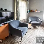 Quiet Romantic Parking, Apartamento