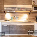 Quiet Romantic Parking, Apartamento Tartu