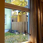 Quiet Romantic Parking, Apartamento